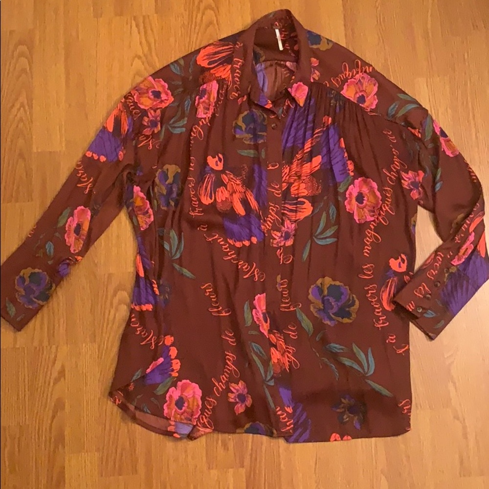 Free People long Bishop sleeve top size M NWOT